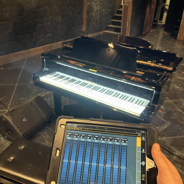 Lighting piano keys - Bay Street Theater