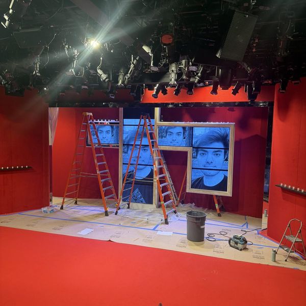The set in load-in - Mister Halston