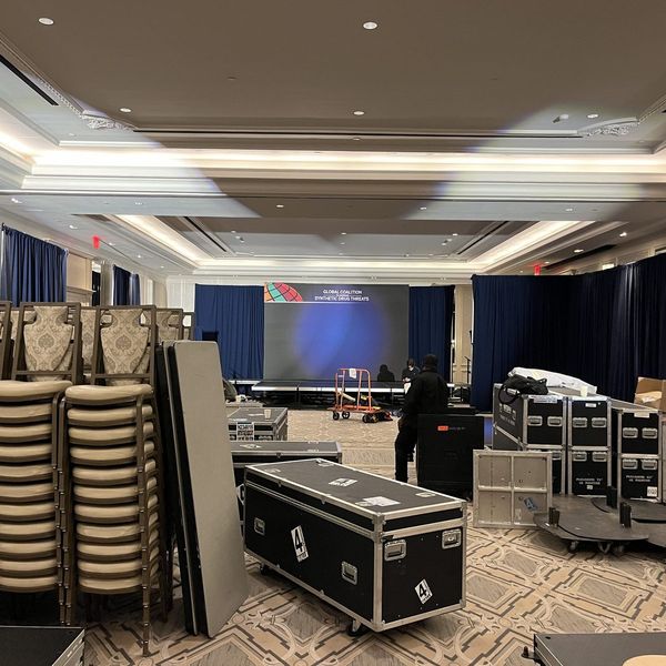 Load-in - United Nations