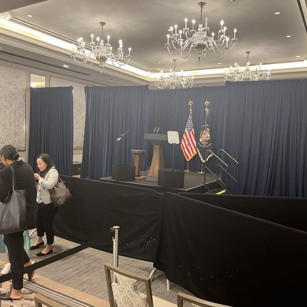 Podium check - United Nations