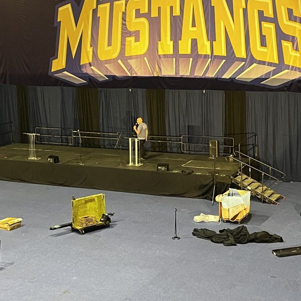 Graduation stage - Corporate & events